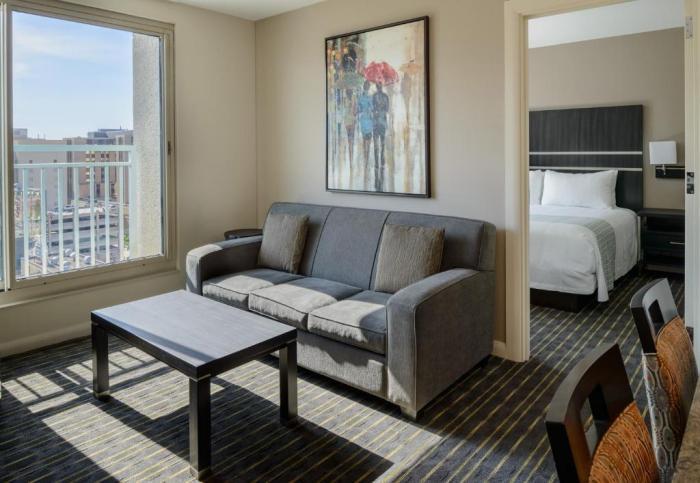 Broadway Plaza, Trademark Collection By Wyndham Rochester Room photo